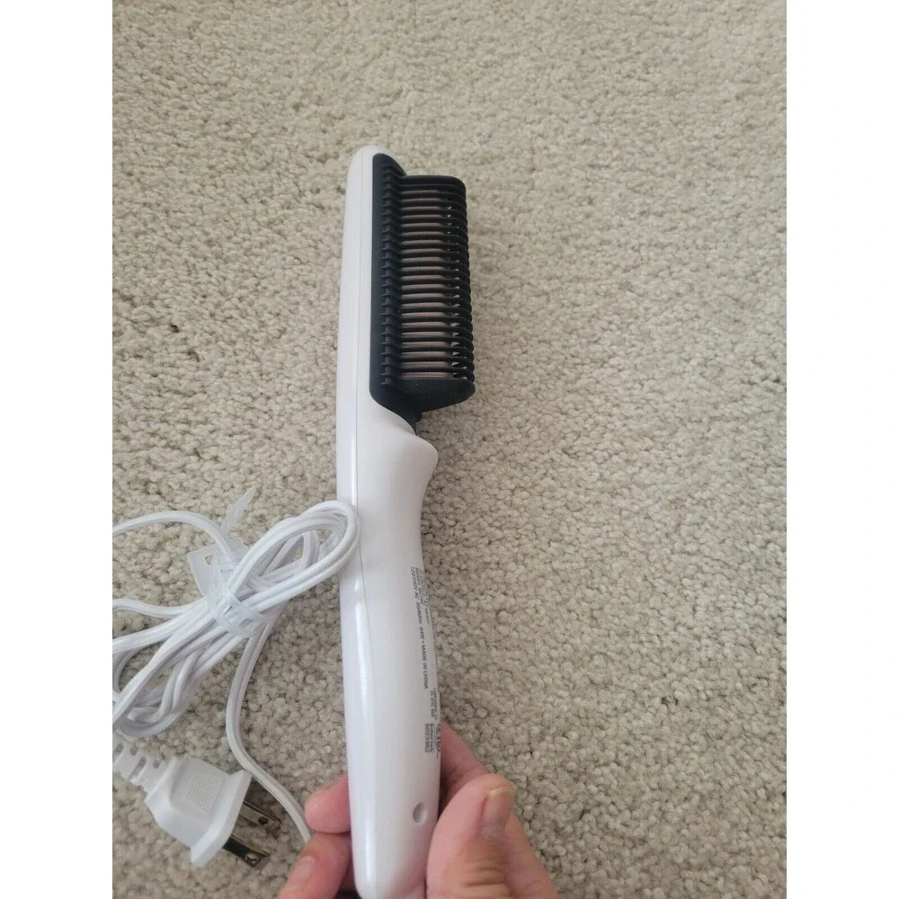 New Conair Double Ceramic Heated Straight Brush Upto 400F Antiscald Heated Plate